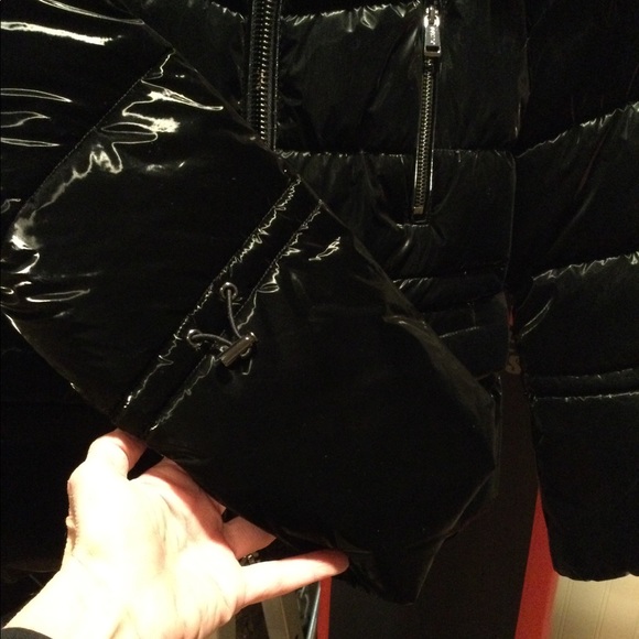 Guess Shiny Puffer Jacket Fur Collar Black S - Picture 4 of 14